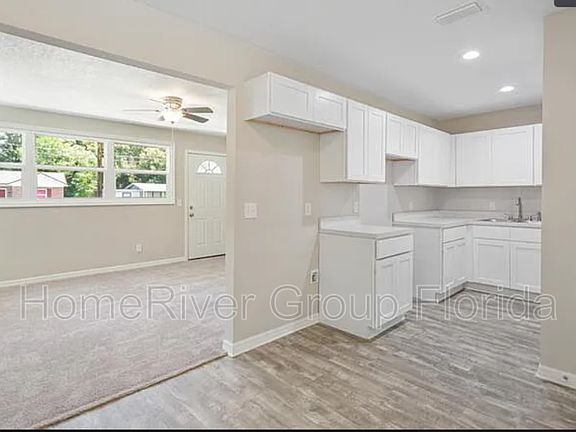 5th image of 4628 Suffolk Ave