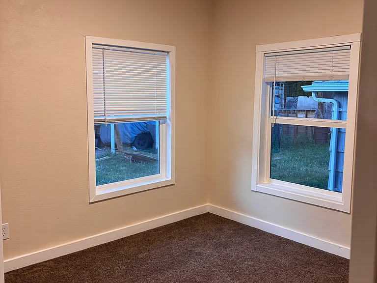 783 Floral Ct — Photo 19