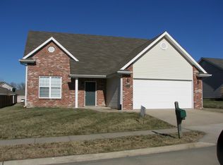 2205 Hollow Ridge Ct, Columbia, MO 65201