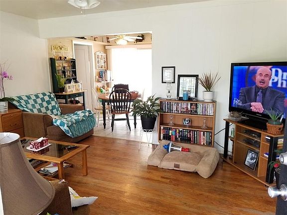 3rd image of 2503 Winthrop Dr