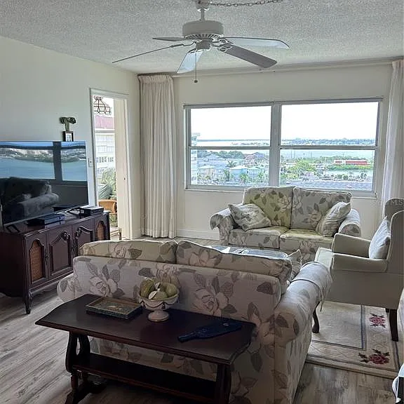 4775 Cove Cir #1202 — Photo 7