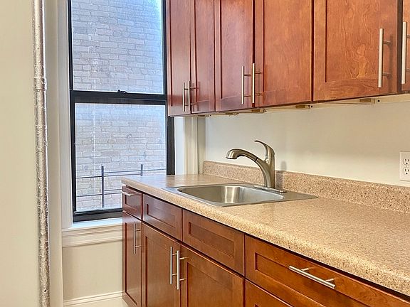 3rd image of 4219 18th Ave APT C1