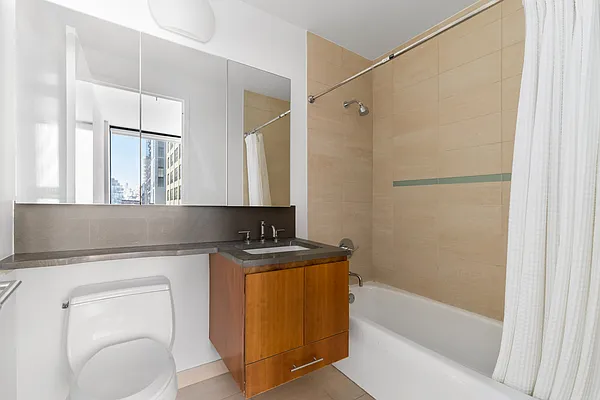 Rented by Compass | media 22