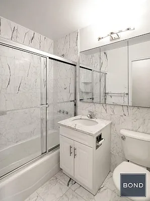 Rented by Bond New York | media 31