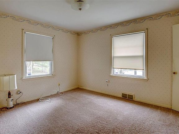 5th image of 6217 Stratford Dr