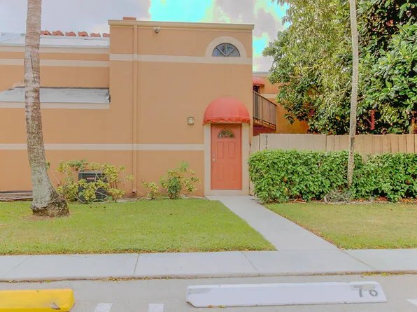 6176 Seven Springs Boulevard #6176, Greenacres, FL 33463
