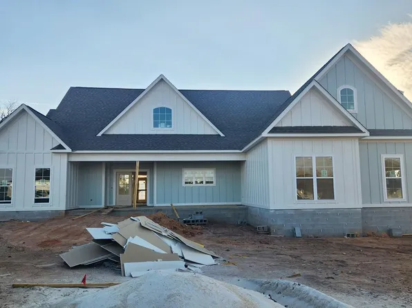 524 Churchview Dr, Leesburg, GA 31763