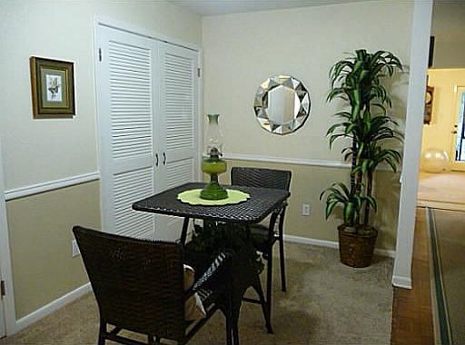5th image of 2808 Broadmoor Dr