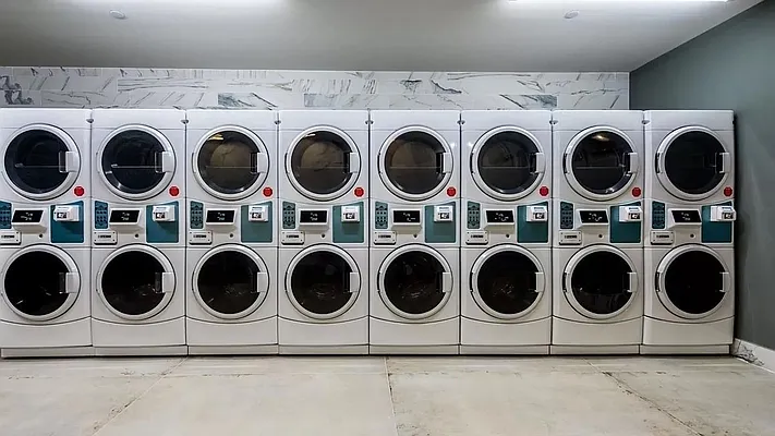 Rented by Nooklyn NYC LLC | media 37