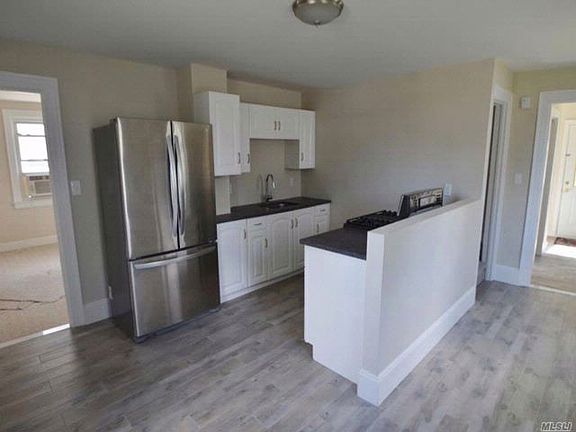 2nd image of 20 Waldo Ave