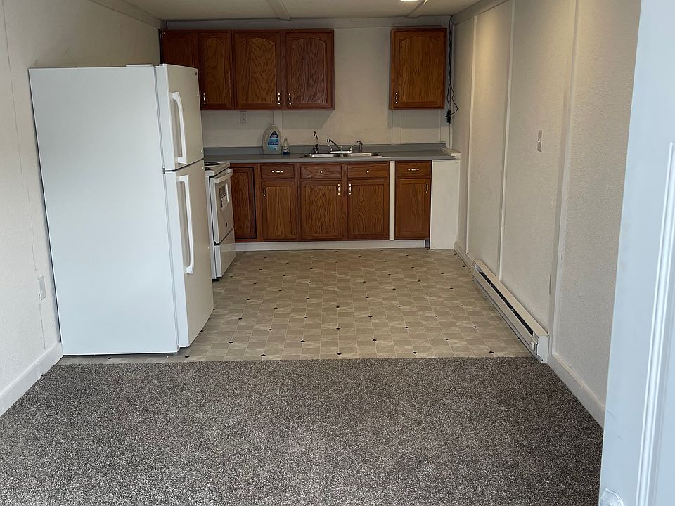 1st image of 1006 S 31st St