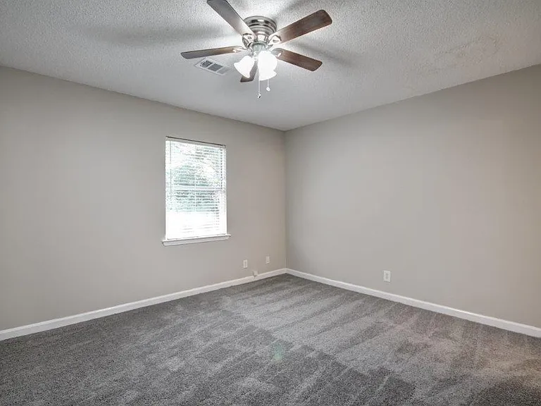 925 Westland Dr SW — Photo 5