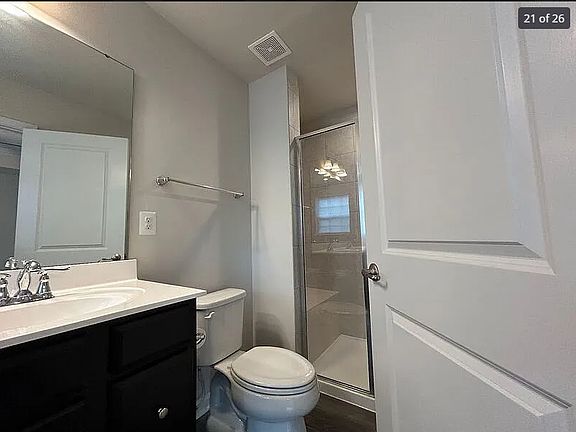 5th image of 104 Lookout Way