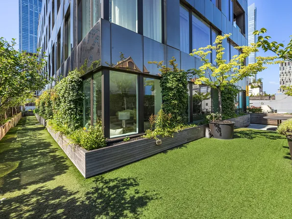 37 Warren Street image 18 of 20