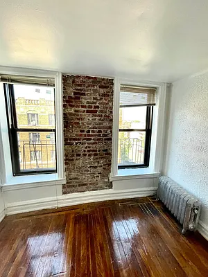 Rented by Pear NYC LLC | media 30