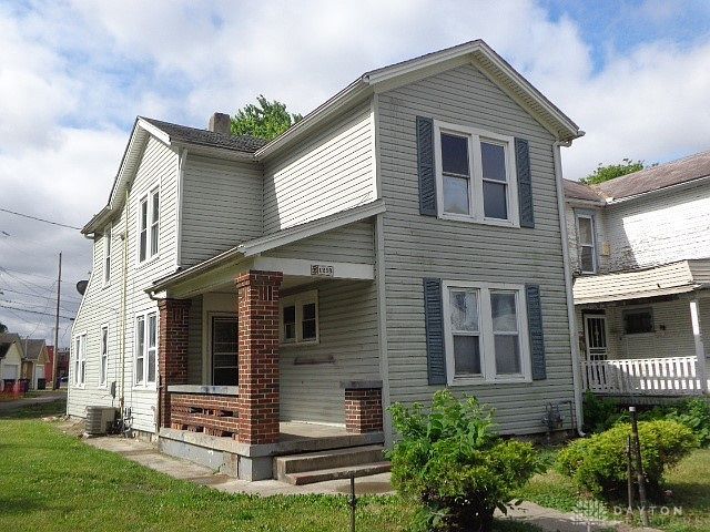 1st image of 1218 W 1st St