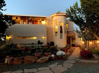 19 Cloudstone Dr, Santa Fe, NM 87505