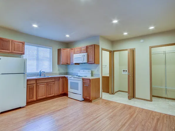 M0833 Arbor Terrace Condo's, 1661 NE 16th Ave #D103, Oak Harbor, WA 98277