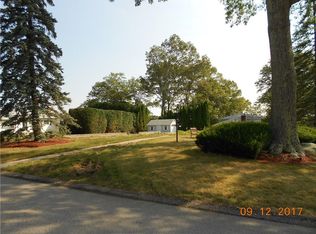 24 Colony Dr, Johnston, RI 02919