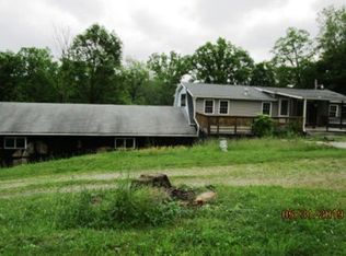 161 Creek Rd, Creekside, PA 15732