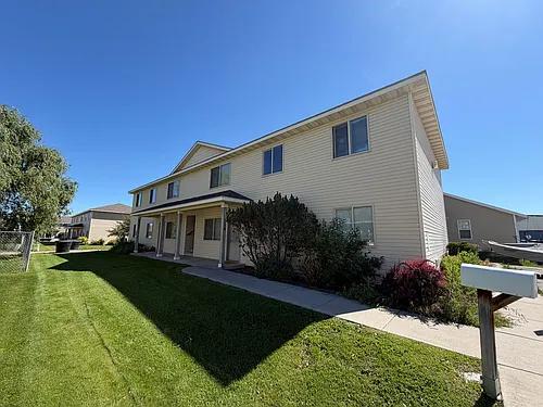 114 East King St. Photo 1