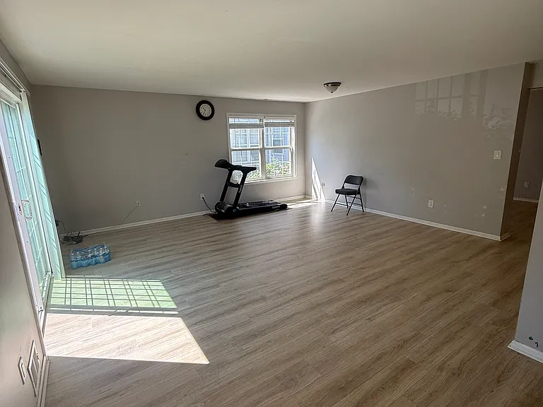 426 Indigo Ct — Photo 11