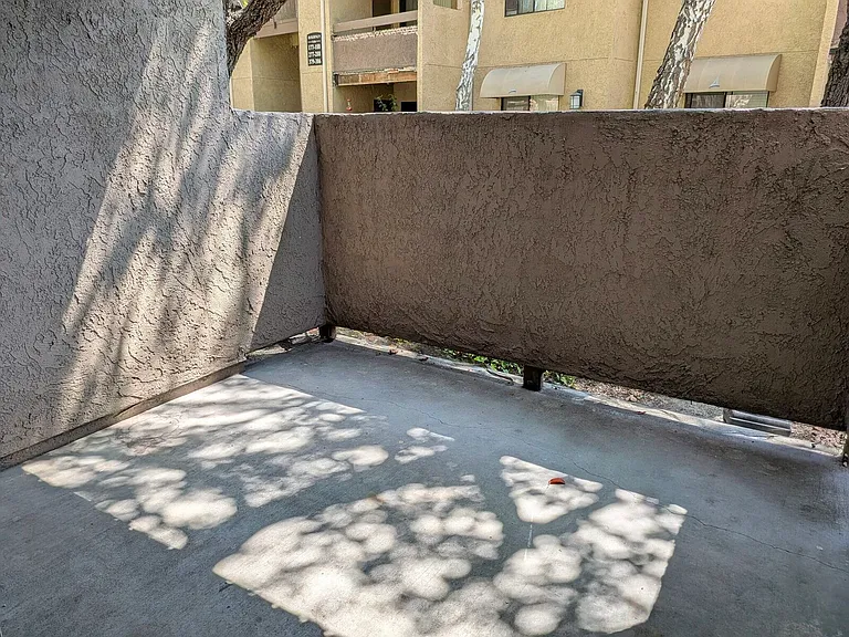 2250 Monroe St #137 — Photo 4