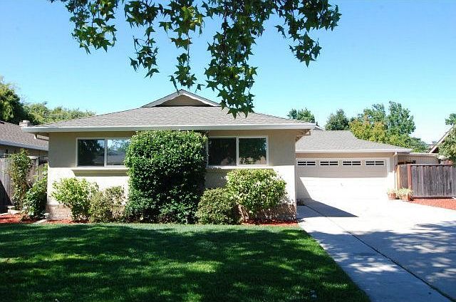 1st image of 2911 La Jolla Ave