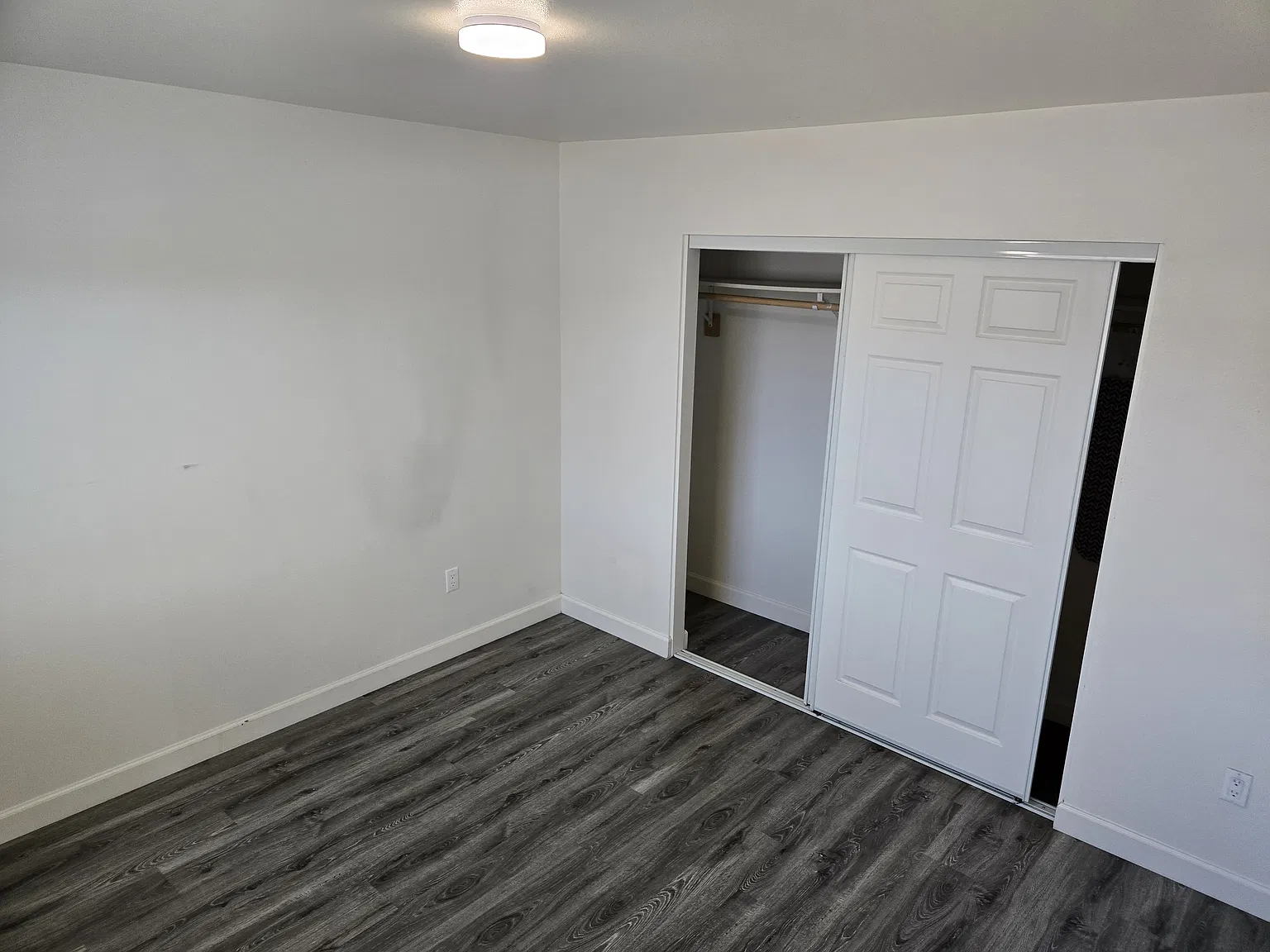 1 bed, 500 sqft, $1,850 — Photo 4