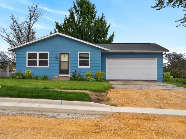 105 School St, Blanchardville, WI 53516
