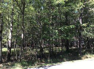 17 Brier Crest Rd, Blakeslee, PA 18610