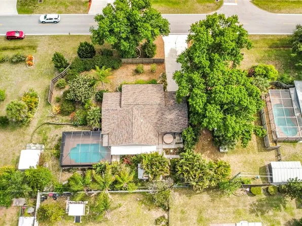 601 E Seminole Dr, Venice, FL 34293
