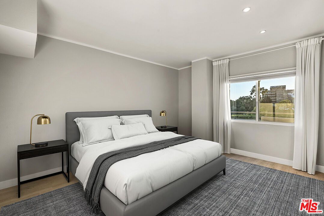 Park Wellington Condo — photo 7