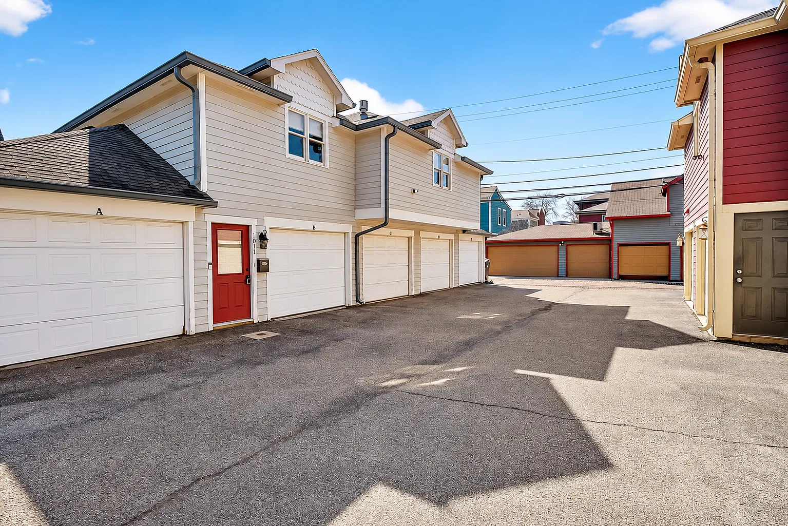 1 bed, 861 sqft, $1,350 — Photo 2