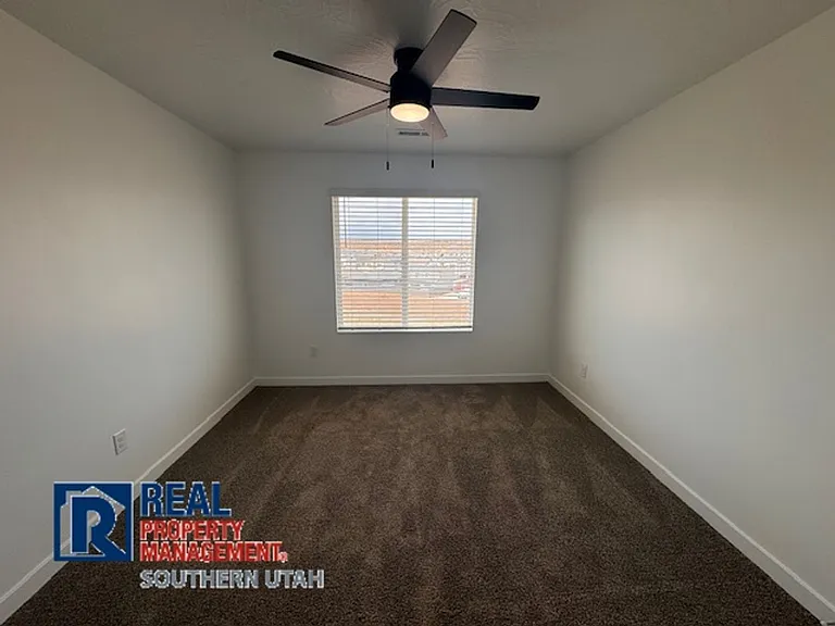 1664 S Forbidding Way — Photo 17