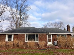 4234 Lake Rd, Youngstown, OH 44511