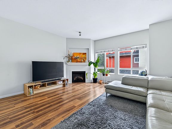 3rd image of 9308 Keefer Ave #21