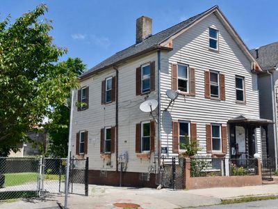 127 Grinnell St, New Bedford, MA, 02740