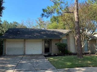 15330 Meadow Village Dr, Houston, TX 77095