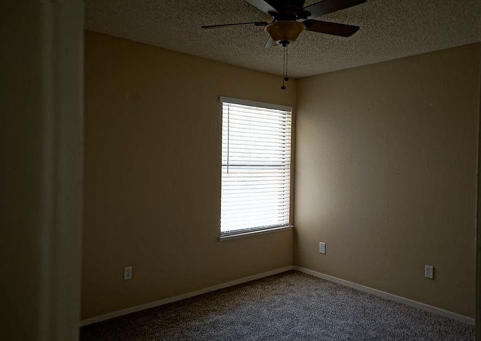 1st image of 4204 Amistad Dr