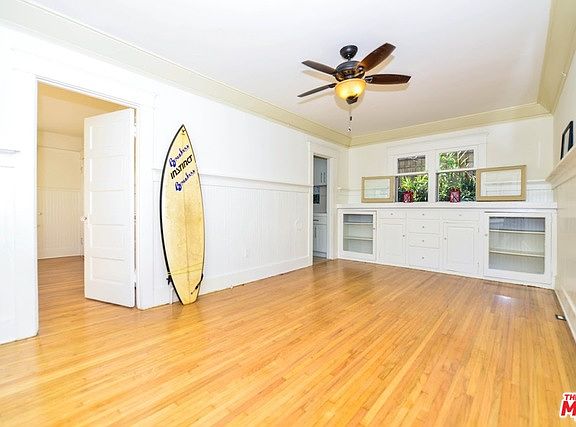3rd image of 237 Pacific St APT F