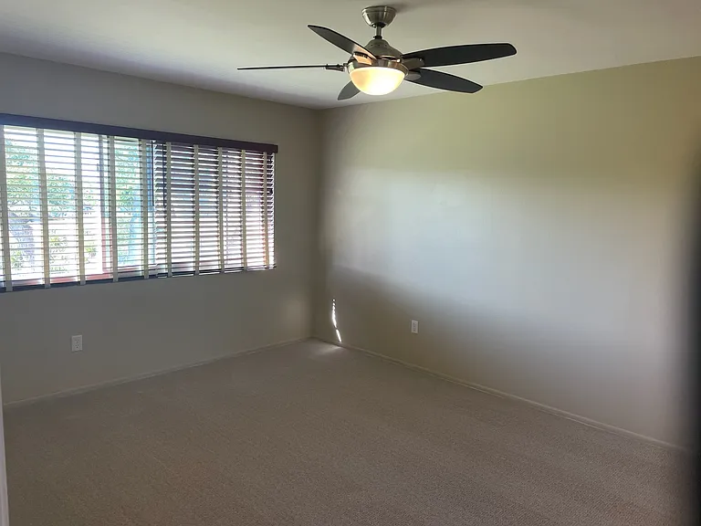 1806 Eastwood Ln — Photo 27