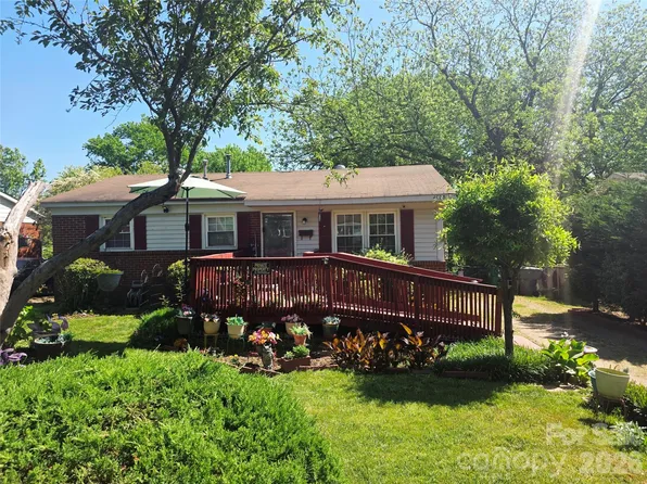 4920 Winchester St, Charlotte, NC 28208