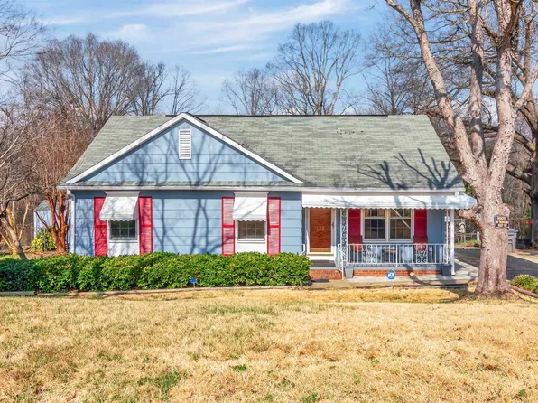 122 Raintree Dr, Spartanburg, SC 29301