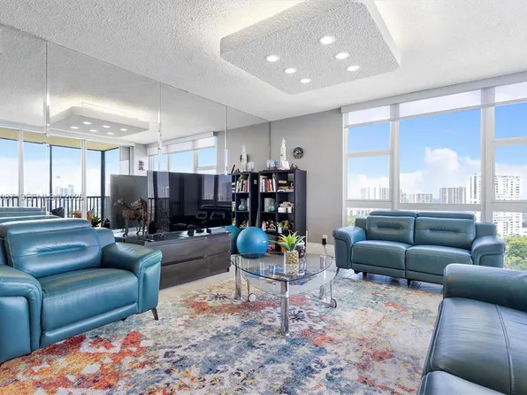 20379 W Country Club Dr APT 1933, Aventura, FL 33180