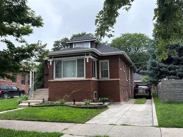 3224 East Ave, Berwyn, IL 60402