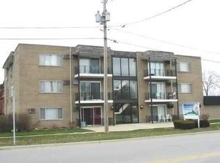 5450 W 127th St APT 103, Alsip, IL 60803