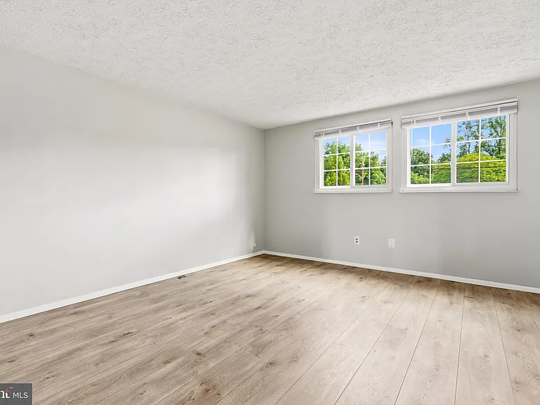 4600 Brentleigh Ct — Photo 23