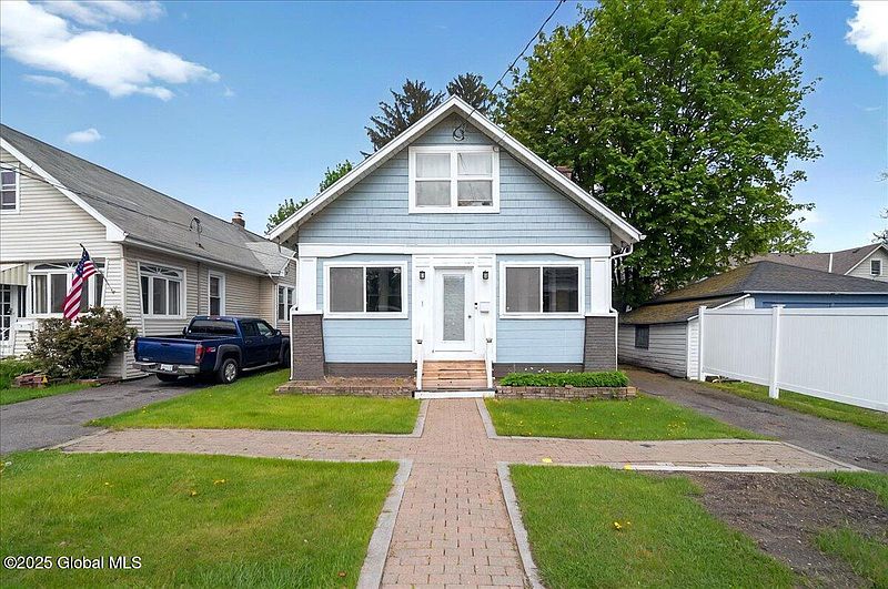 2nd image of 1 Rankin Avenue