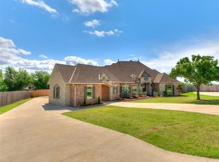 4208 Olde Copper Creek Rd, Moore, OK 73160